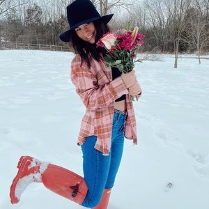 Meet your Posher, Alexis